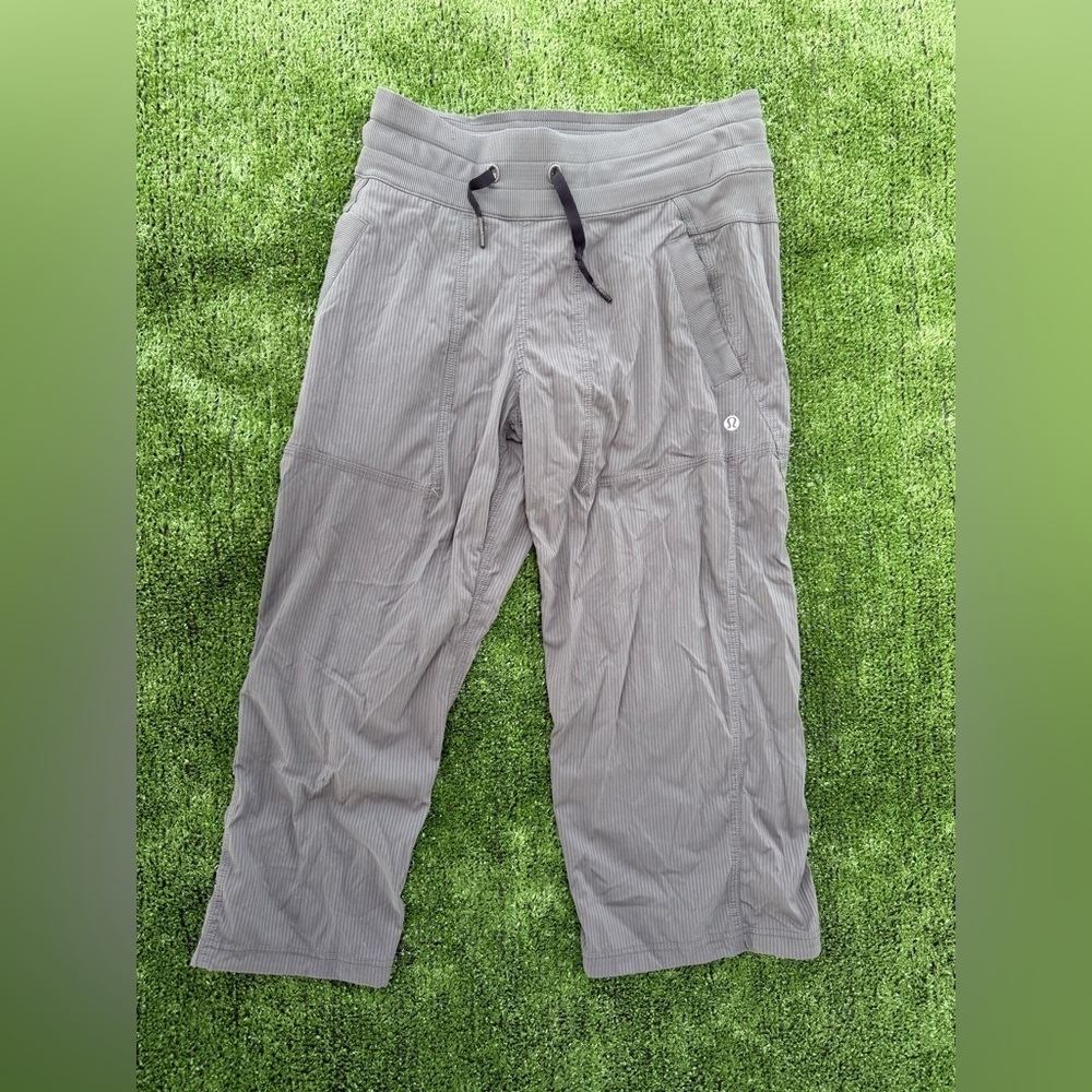 Lululemon Athletica Studio Crop Pants, Grey Pinstriped Size 4